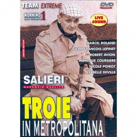 TROIE IN METROPOLITANA - nss8413